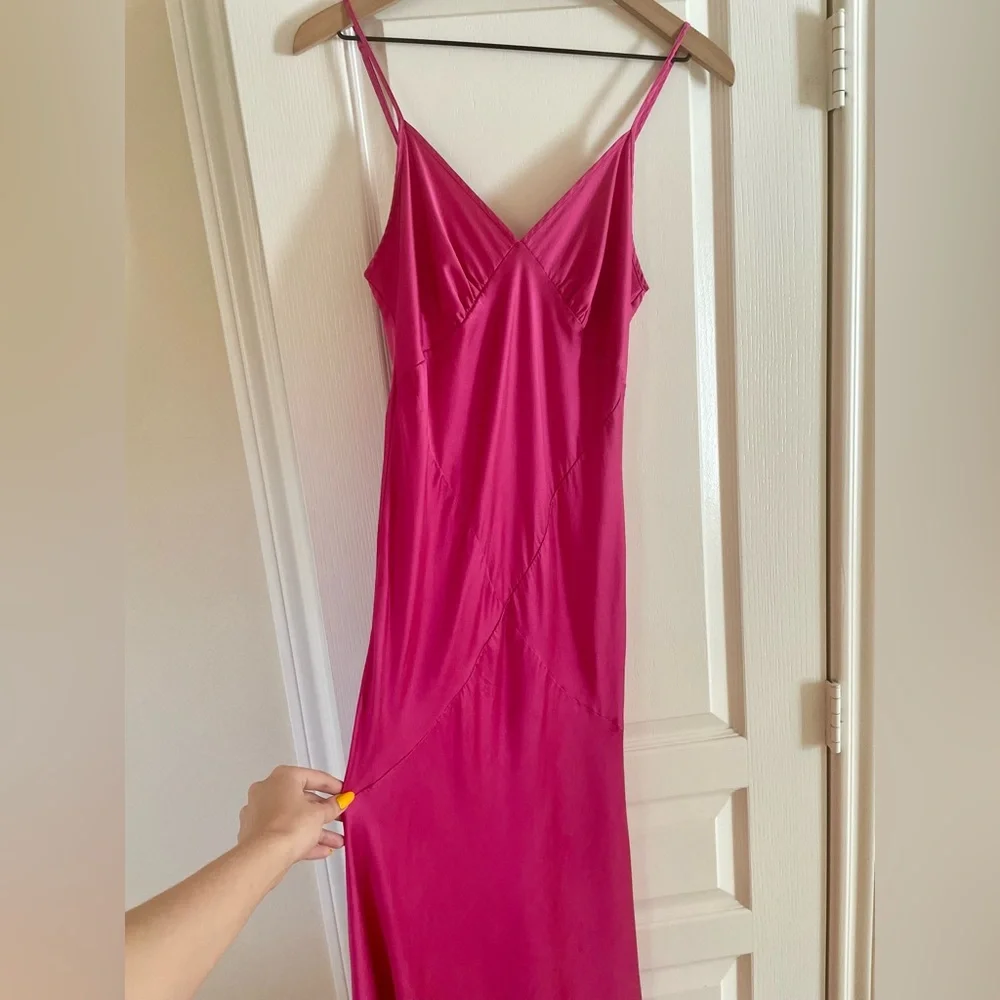 Vintage Y2K Rare Victoria Secret 100% Silk Hot Pink Maxi Slip Dress Nightgown - Picture 8 of 12